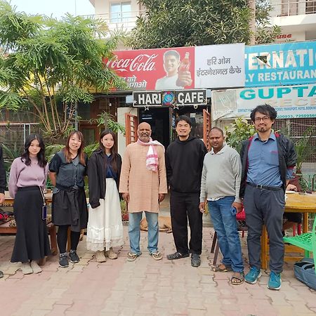 The Gupta Guest House Bodh Gaya Exterior foto