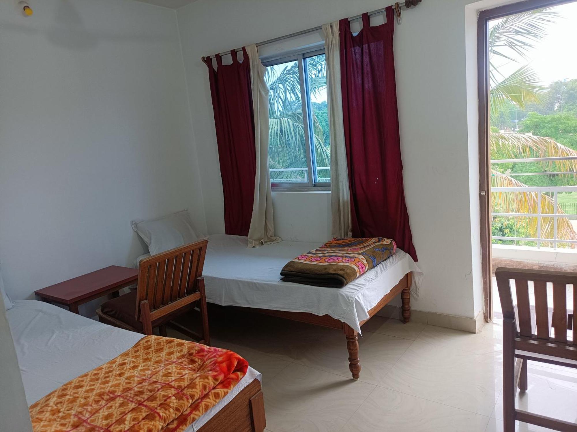 The Gupta Guest House Bodh Gaya Exterior foto